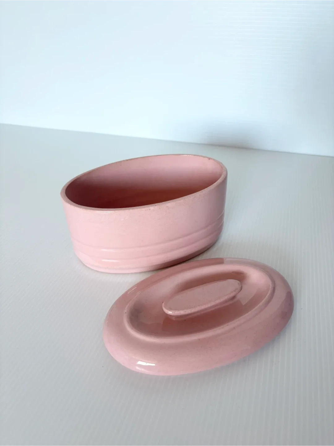 Vintage pink oval ceramic dish image indicator(2)