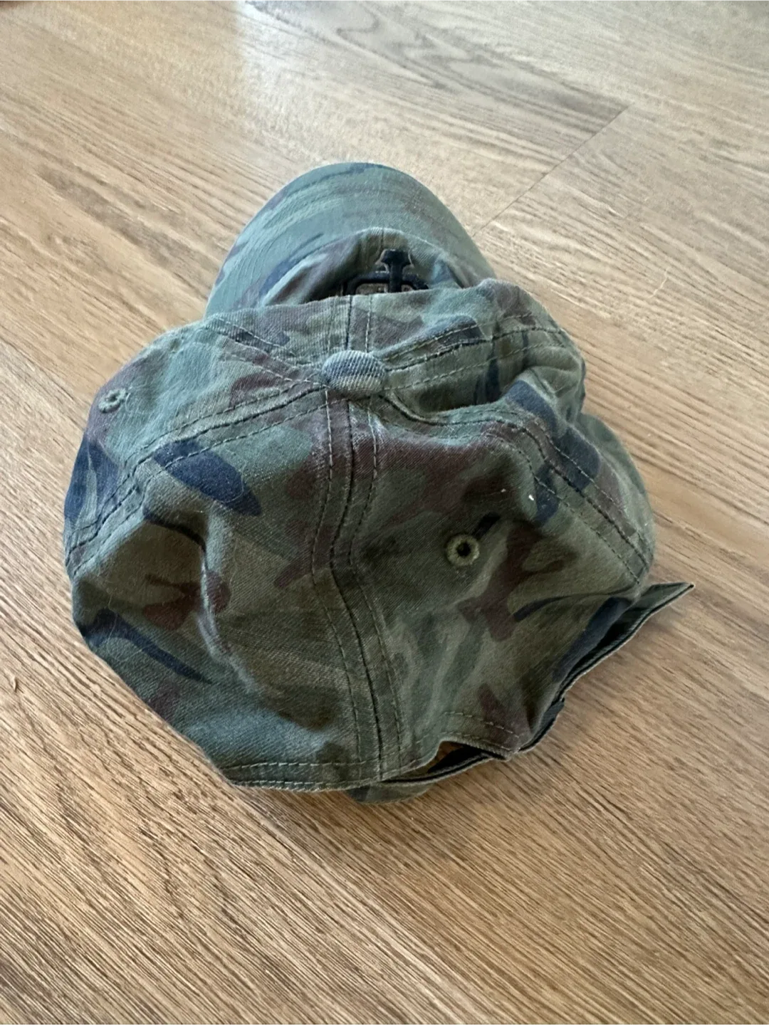 Camo baseball cap image indicator(2)