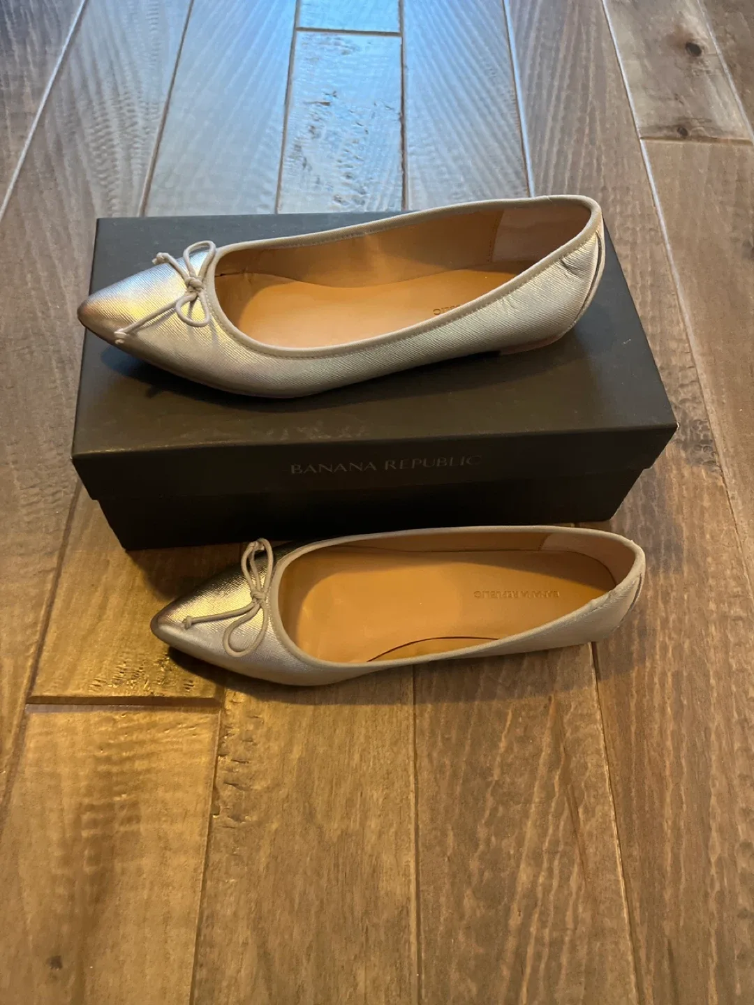 Banana Republic Flats - Size 9