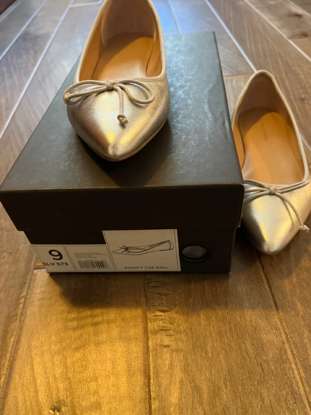 Banana Republic Flats - Size 9 - photo 2