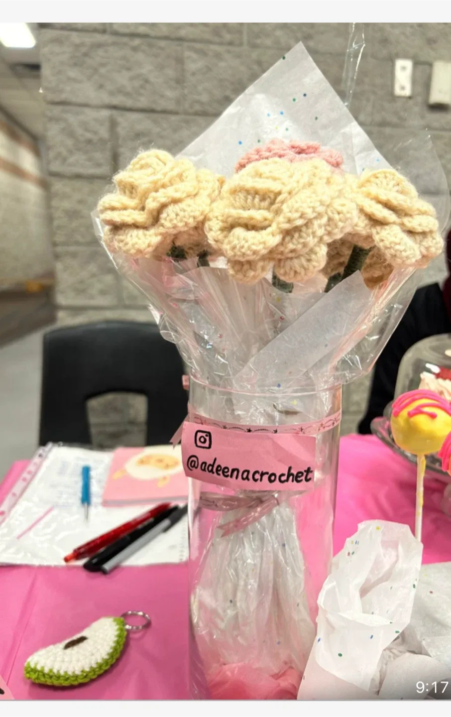 Crochet Apple & strawberry Keychain, flowers,  - Handmade image indicator(4)