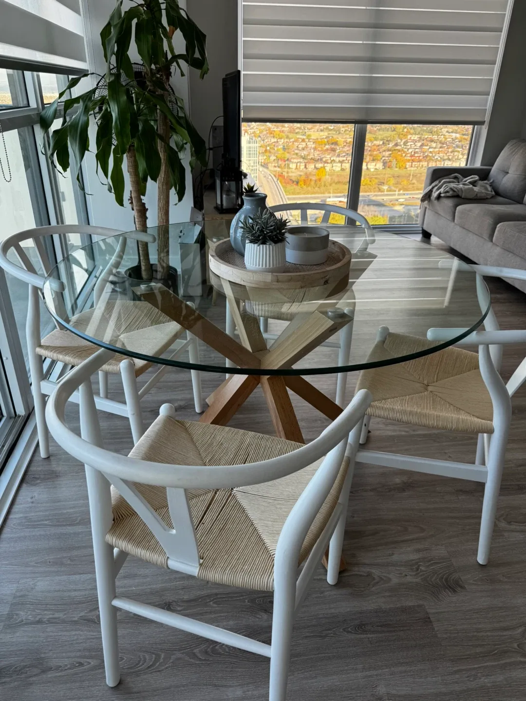 Dining table - Set of 4 thumbnail