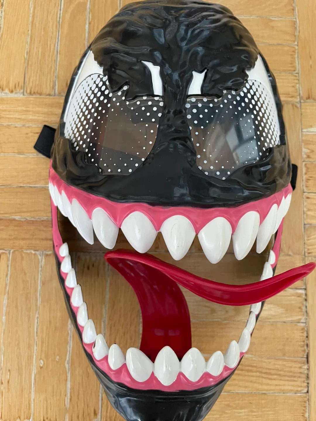 Marvel Venom Moveable Tongue Halloween Mask thumbnail