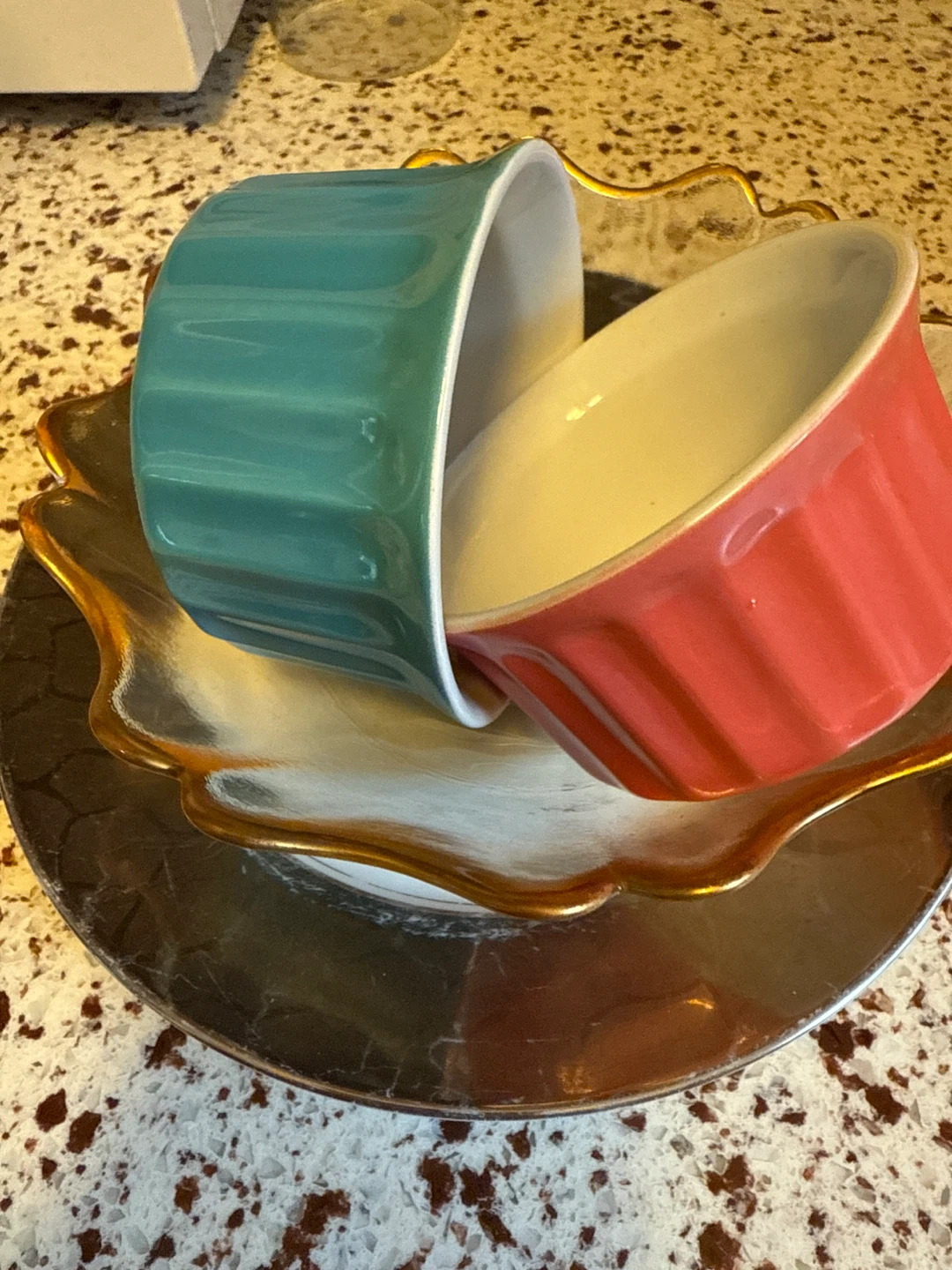 Ramekins - Set of 2,1 gold rim bowl and 1 plate