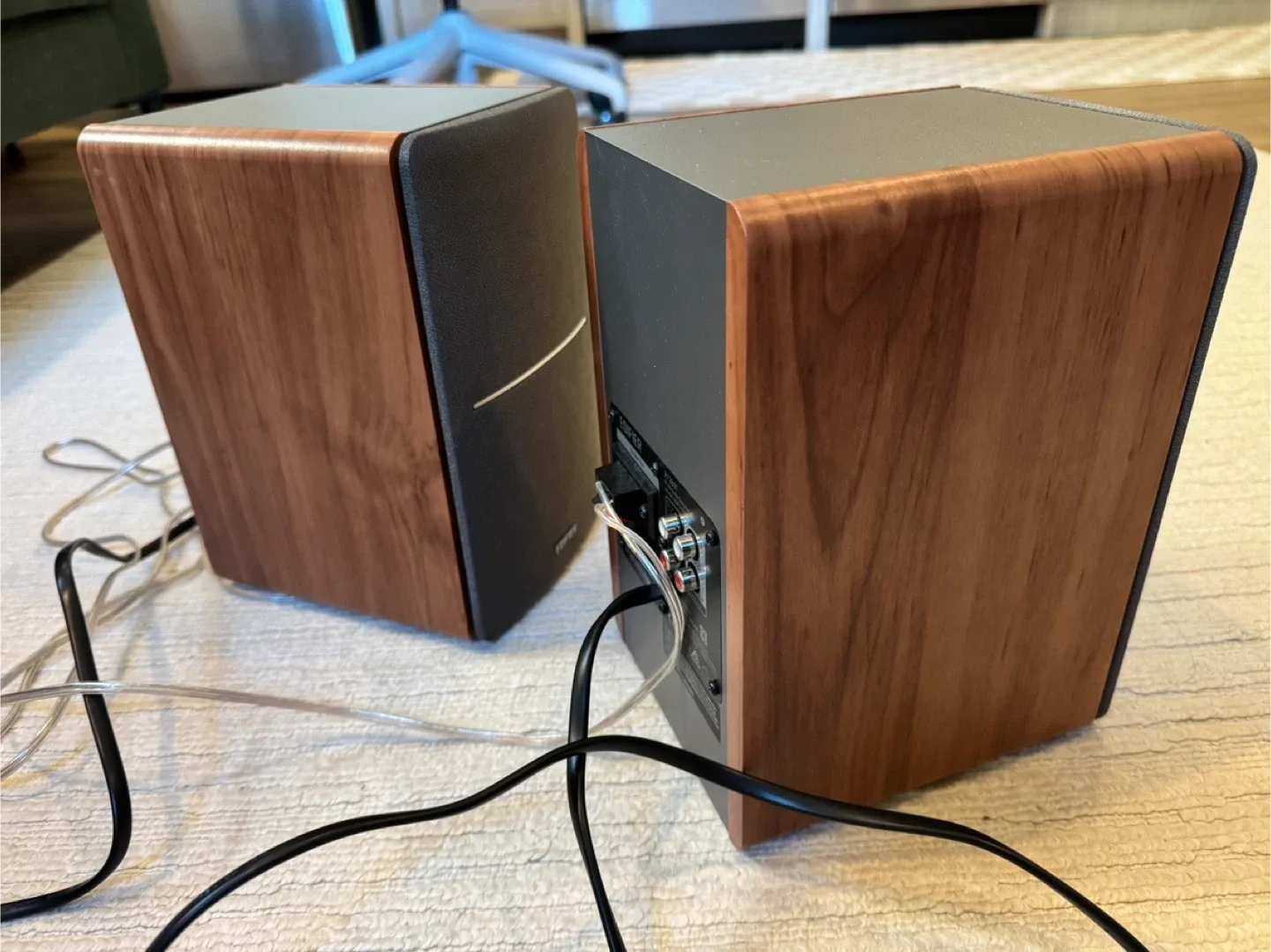 Edifier R1280T Bookshelf Speakers image indicator(6)