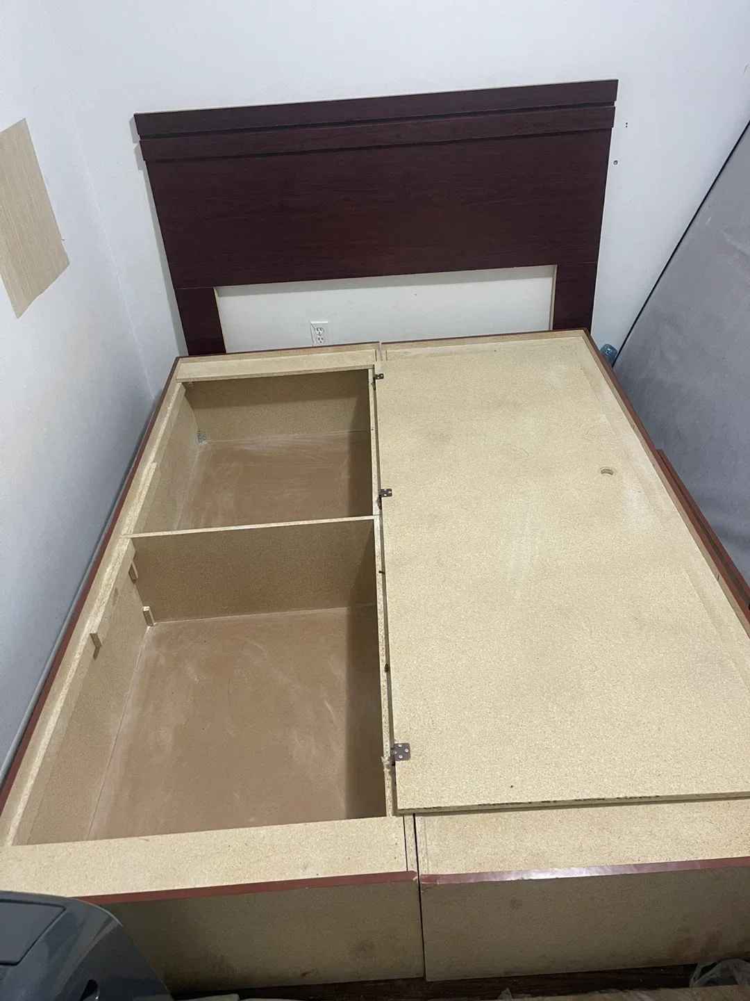 Queen Size Bed Frame with Storage image indicator(6)