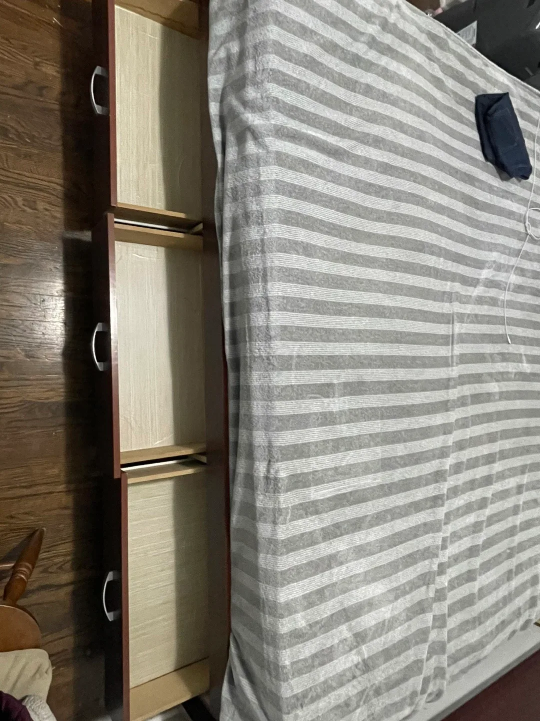 Queen Size Bed Frame with Storage image indicator(2)