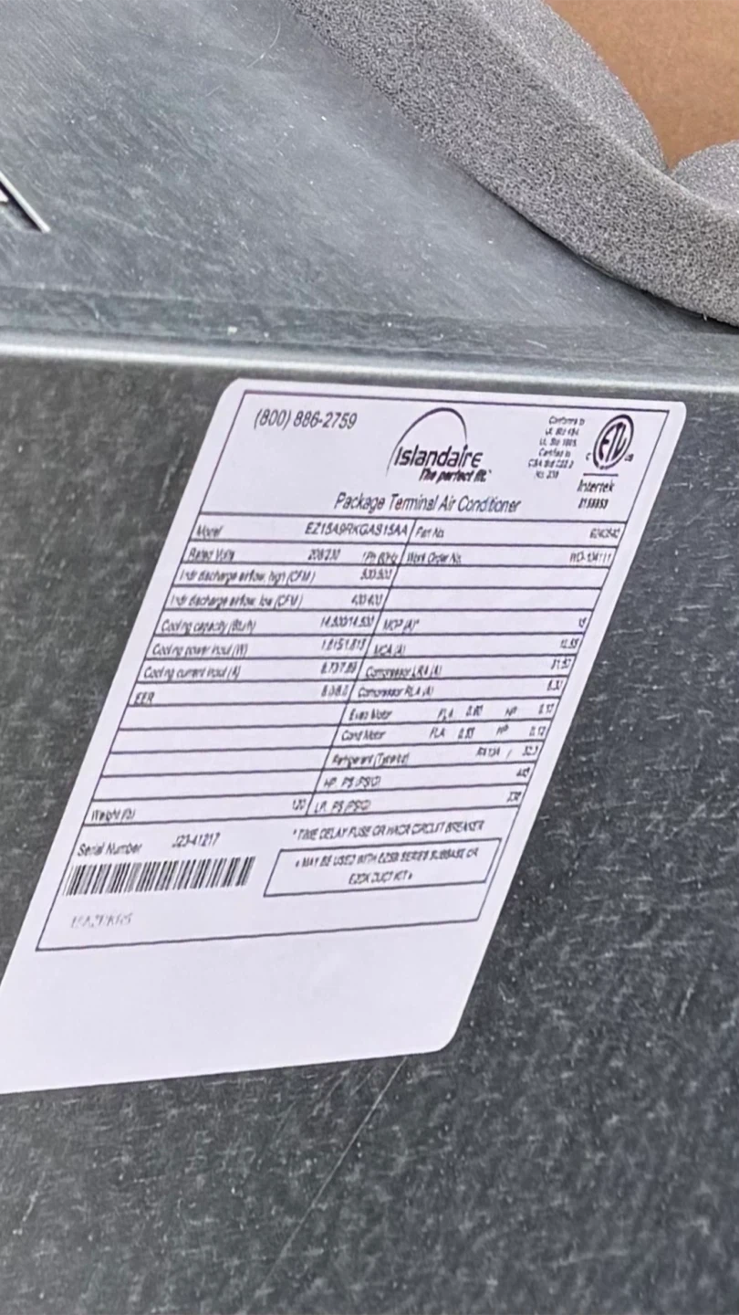 Islandaire EZ15APRKGAS15AA… Package Terminal Air Conditioner - photo 2