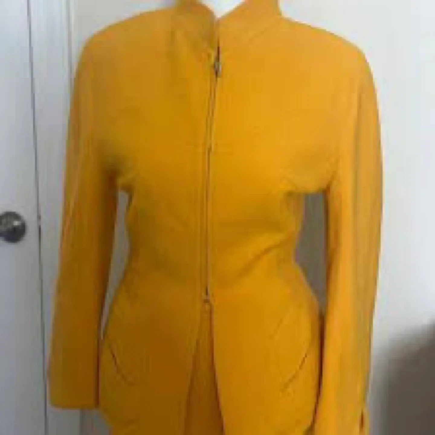 Shanice Peach Blazer - Size Small image indicator(4)