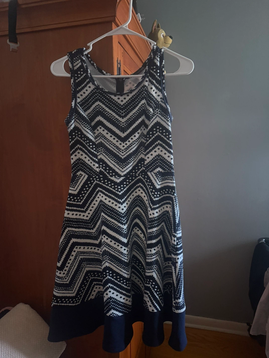 Vendo vestidos talla L y M solo se usaron 1 vez $5 - photo 3