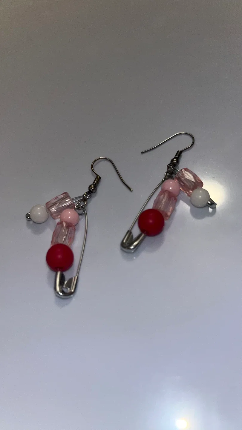 Handmade Beaded Earrings thumbnail