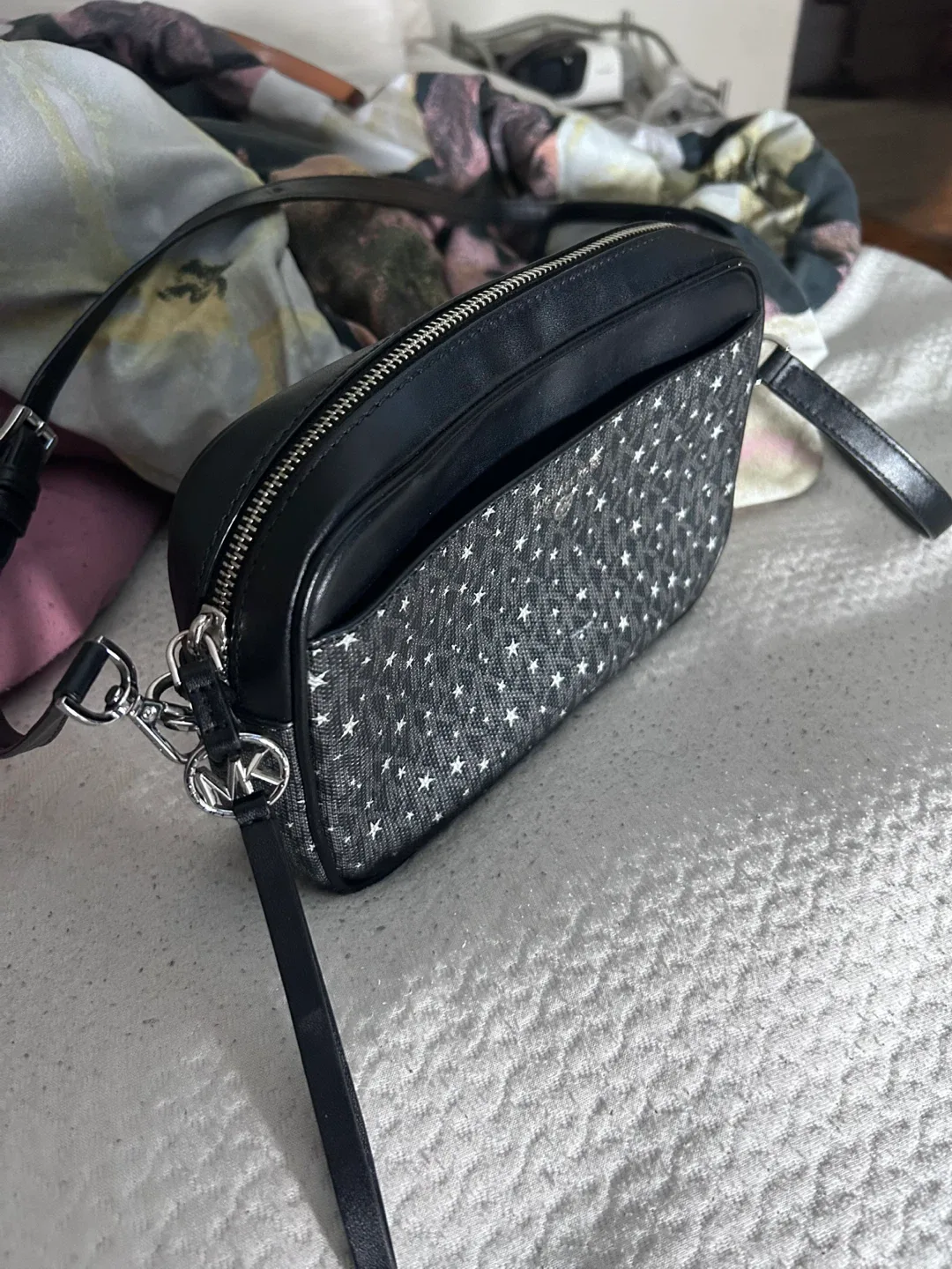 Michael Kors Black Star Crossbody Bag image indicator(2)