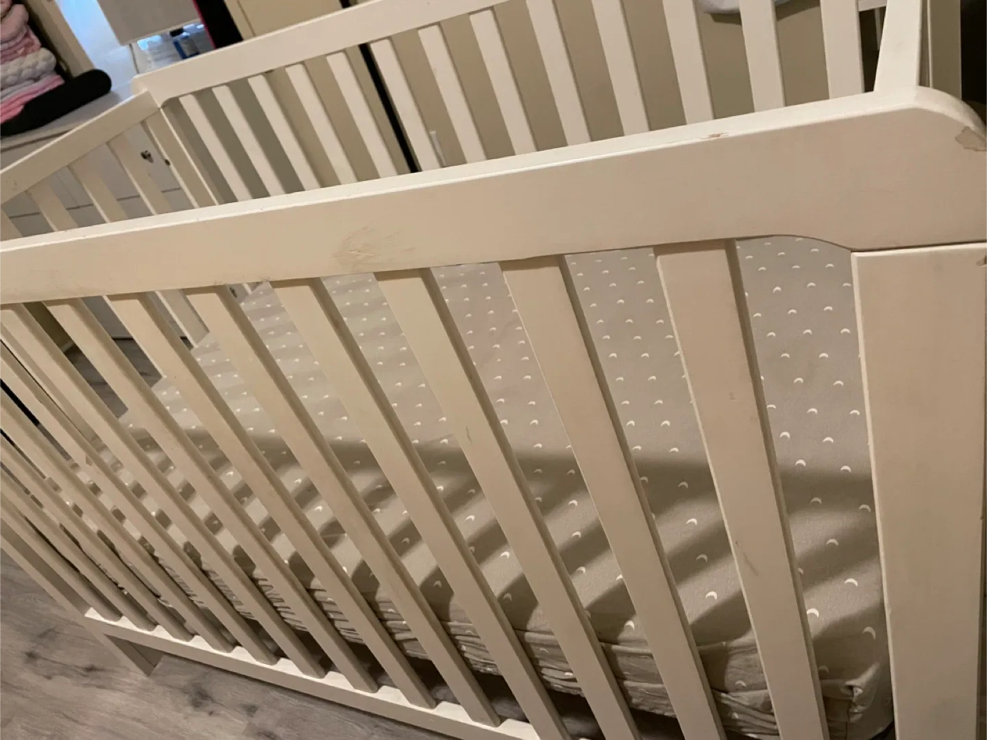 White Baby Crib image indicator(4)