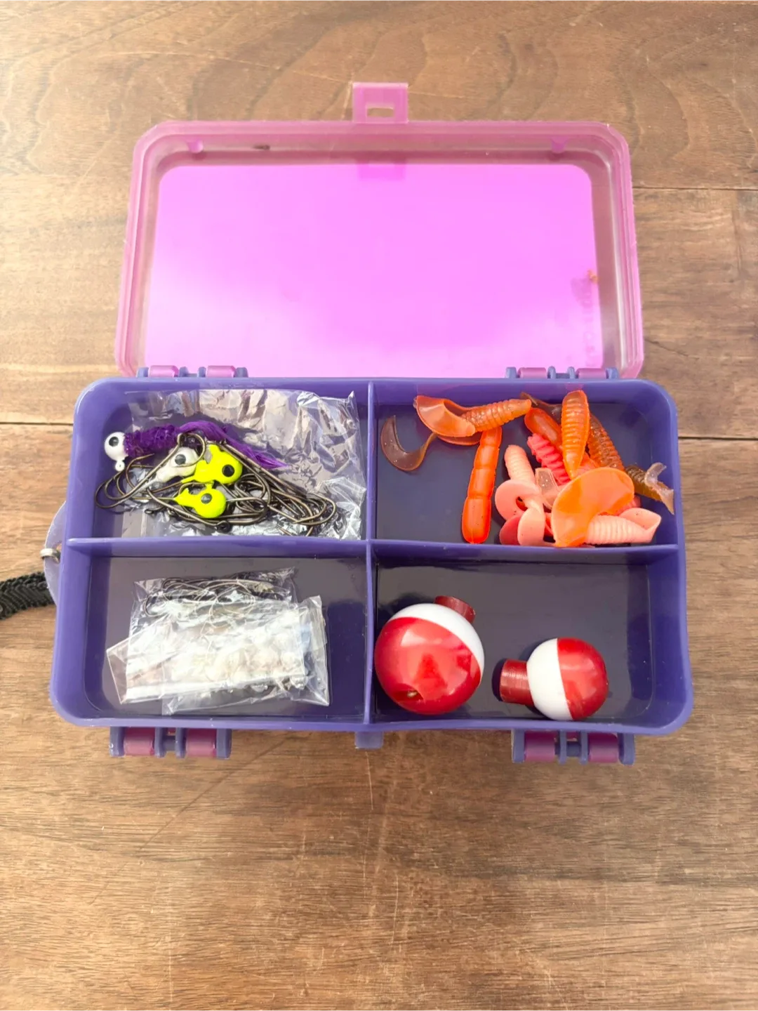 Vintage old pal plastic fishing tackle box image indicator(8)