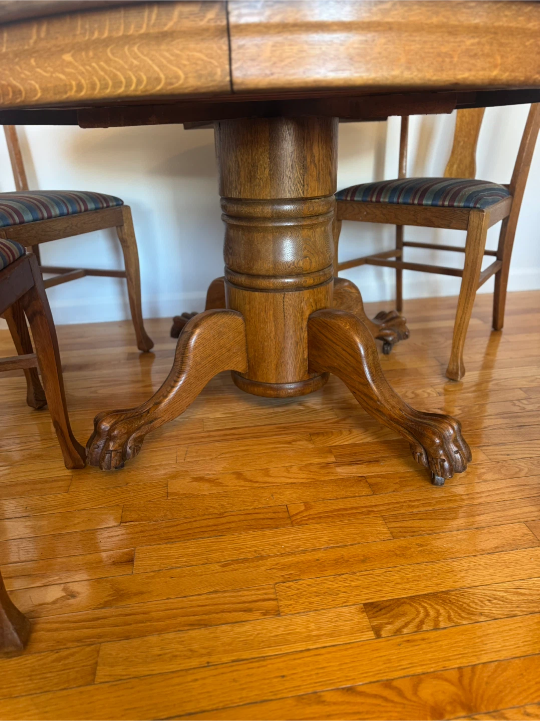 Oak Dining Table with 4 Chairs - photo 2