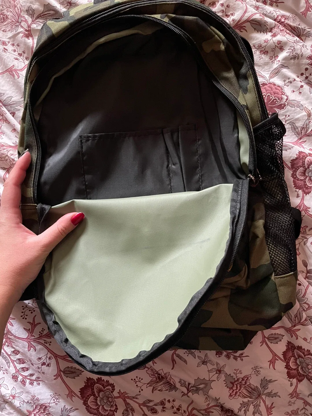 Ed Hardy Camo Backpack image indicator(4)