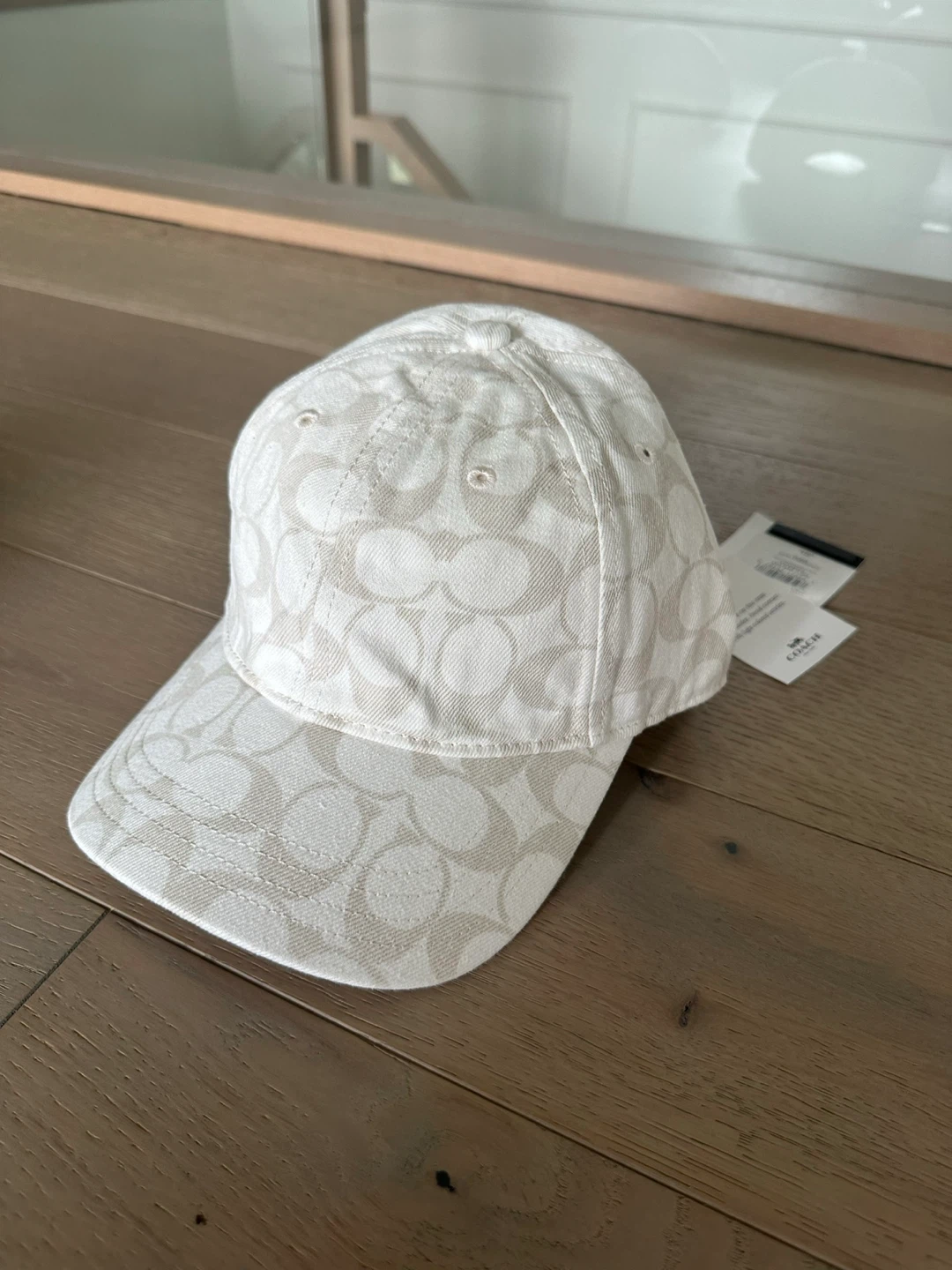New coach hats $100 each - photo 5