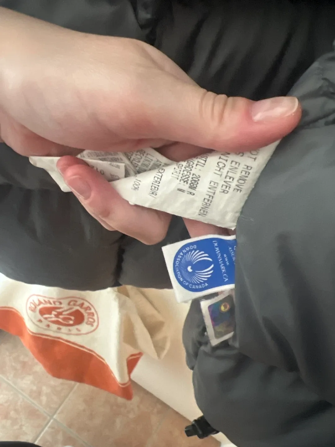 Canada Goose Jacket - Size M/M image indicator(6)