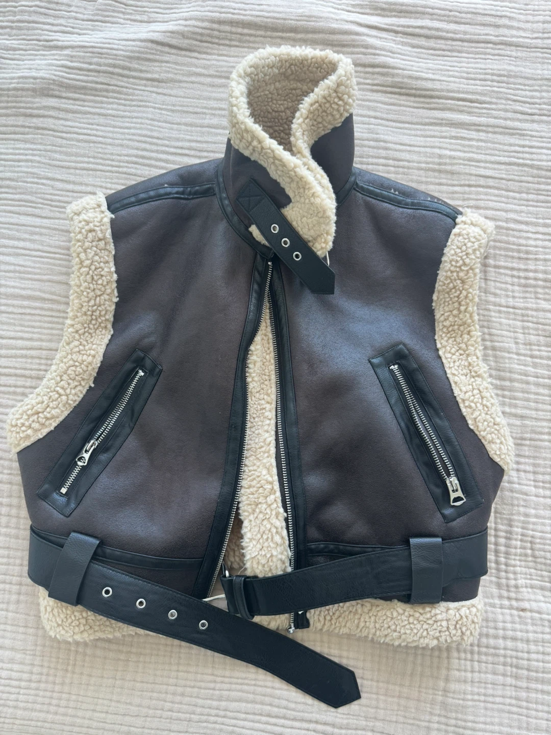 Zara Faux Leather & Shearling Vest - photo 2