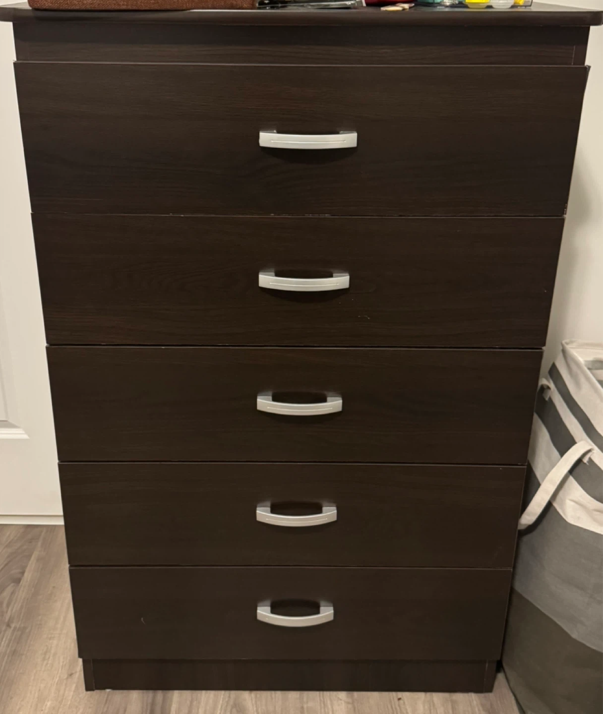 Dark Brown 5-Drawer Dresser