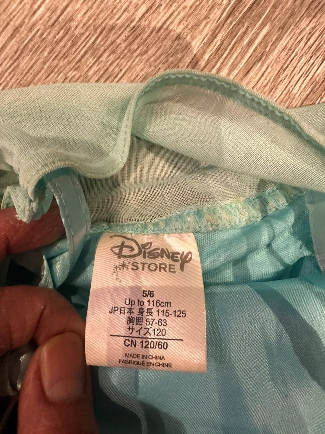Disney Store Elsa Dress, Size 5/6 image indicator(3)