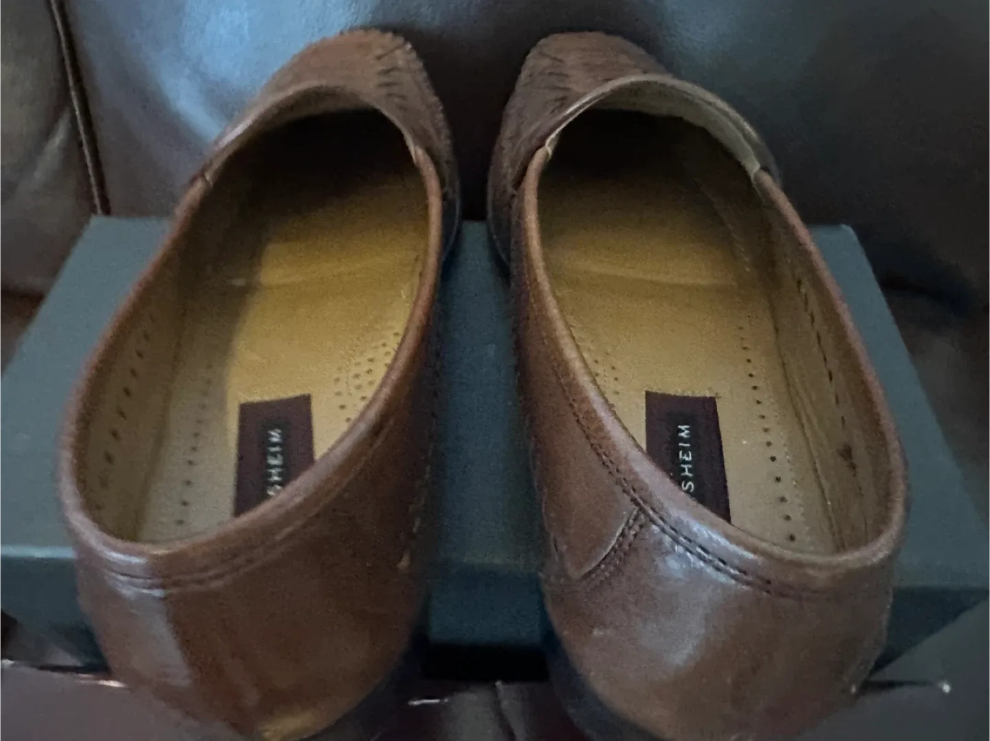 Florsheim Bridgeport  Leather Loafers - Size 9.5 EEE image indicator(4)