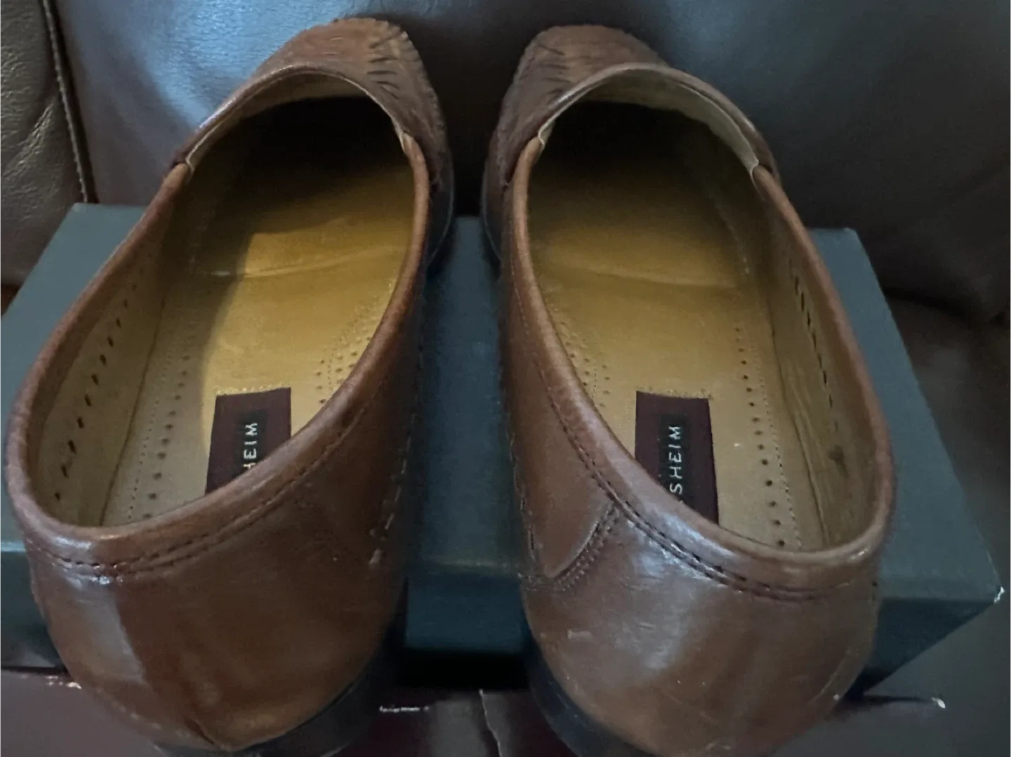 Florsheim Bridgeport  Leather Loafers - Size 9.5 EEE image indicator(3)