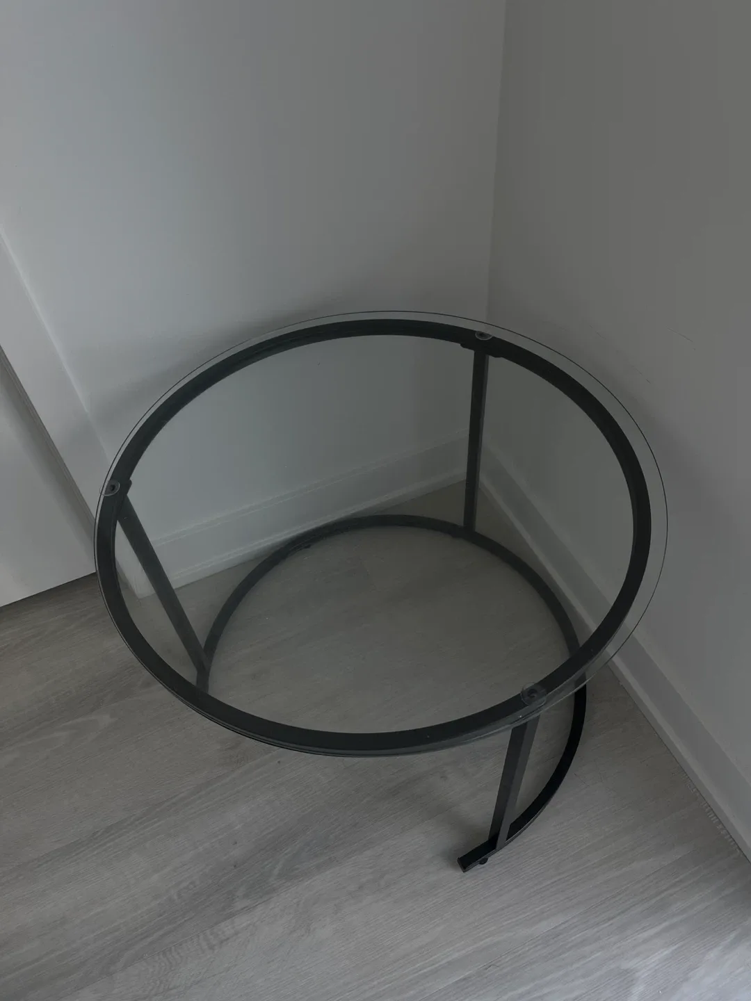 Black Glass Round Side Tables image indicator(5)