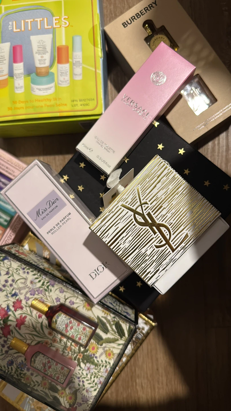 Burberry, Dior, Valentino, Versace, YSL Beauty Sets - photo 2