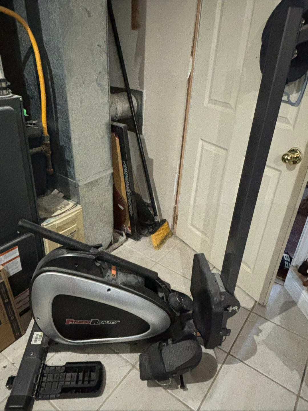 Fitness Reality Rowing Machine