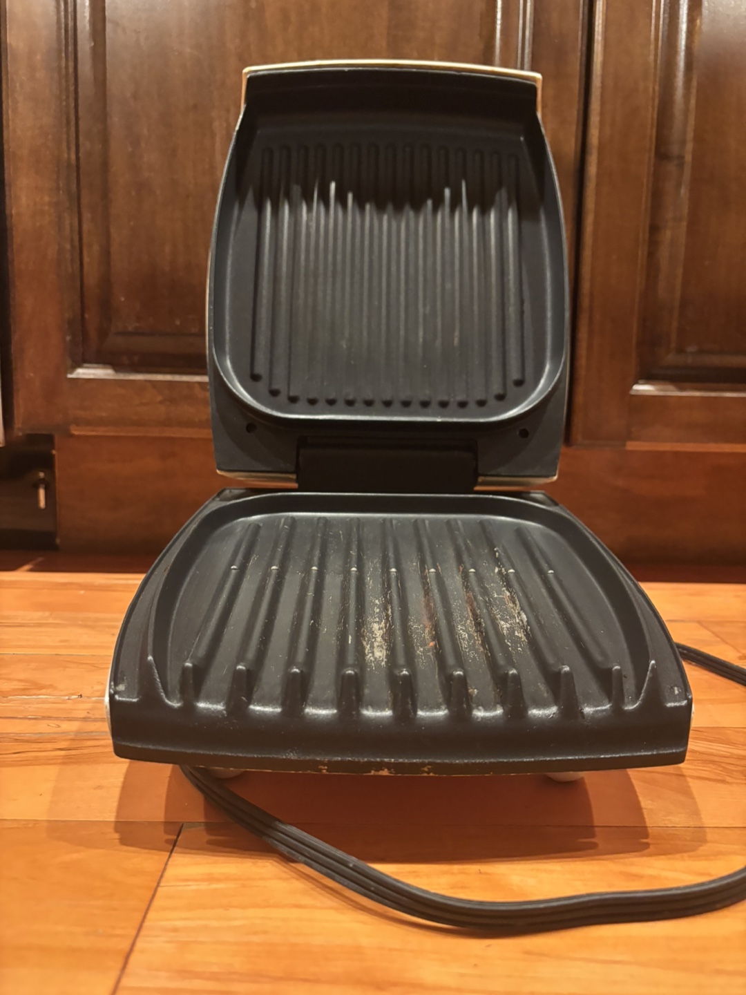 George Foreman Lean Mean Fat Grilling Machine - photo 2
