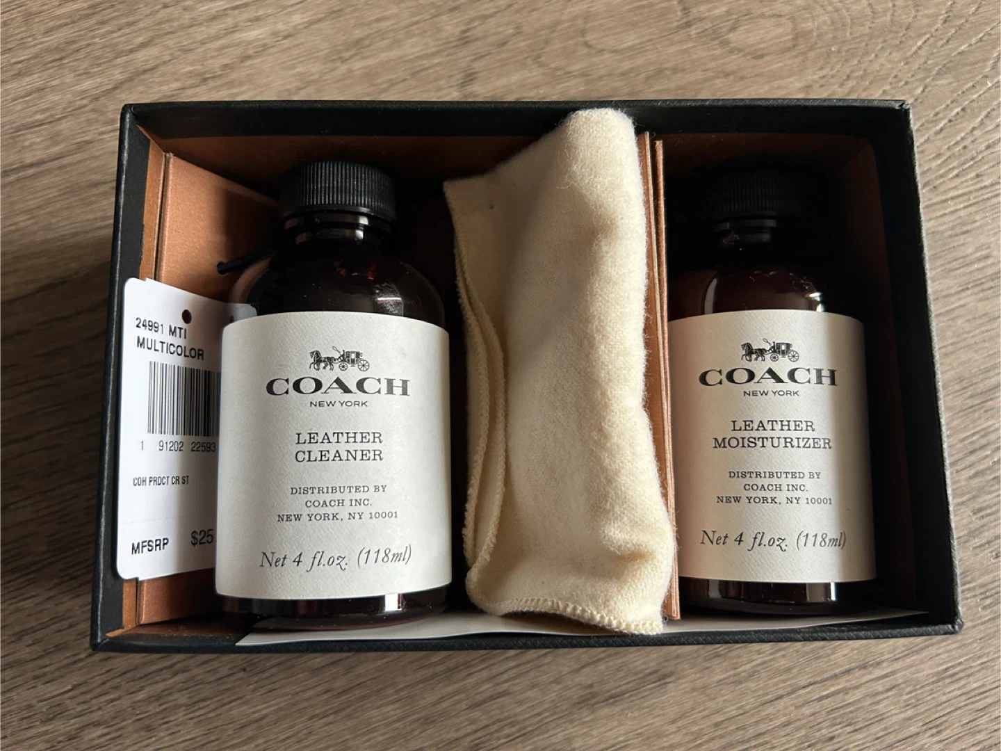 Coach Leather Cleaner & Moisturizer Set - photo 2