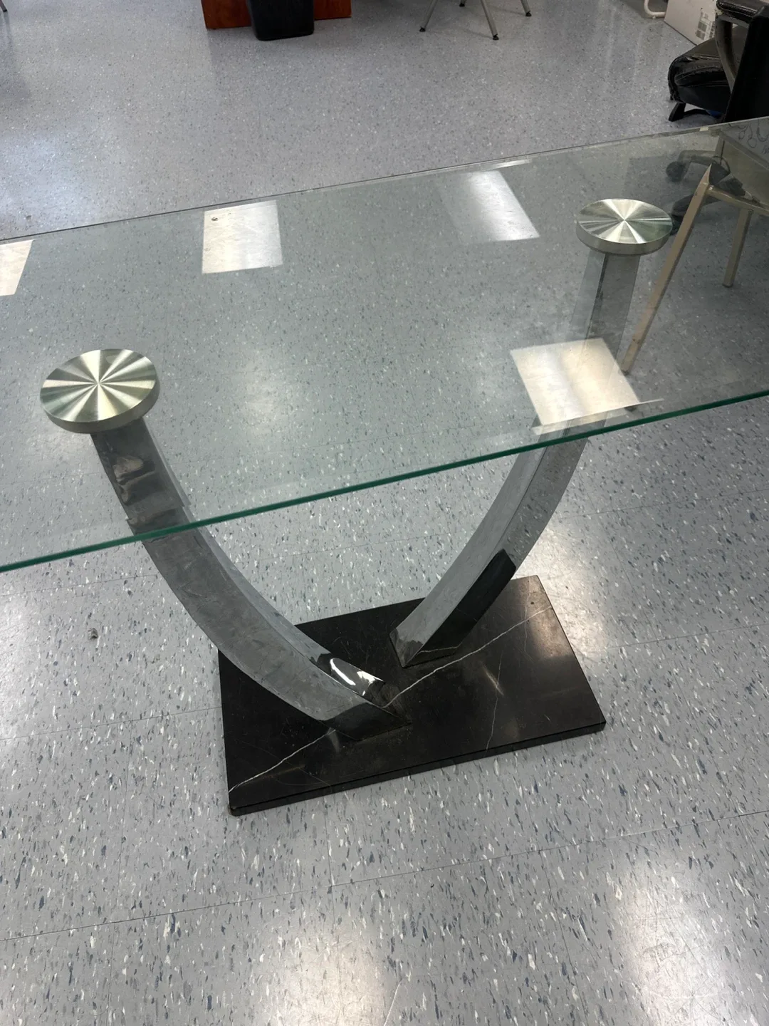 Glass Top Entrance Table with Marble Base image indicator(3)