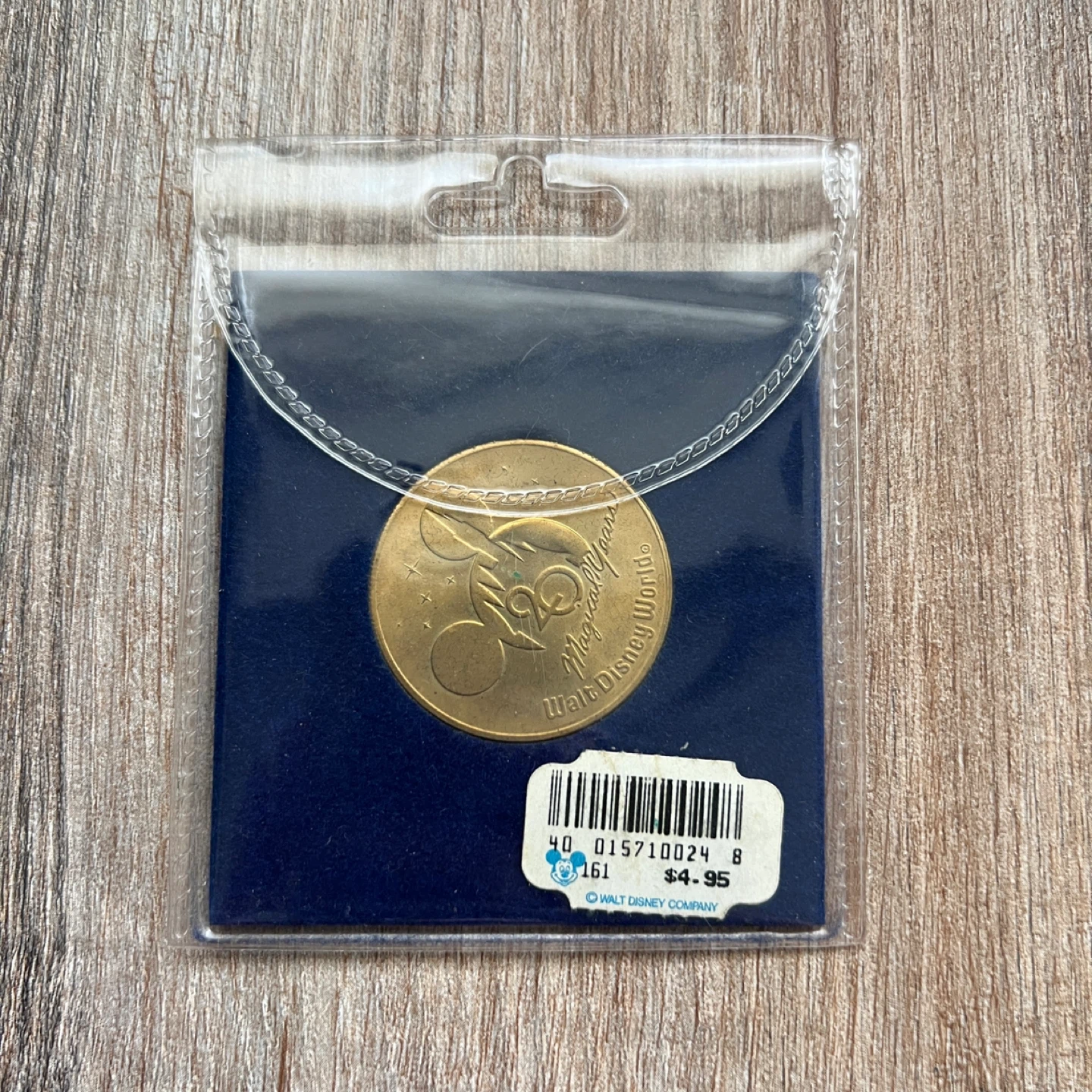 20 Magic Years Walt Disney World Commenorative Coin 1971-1991 - photo 4