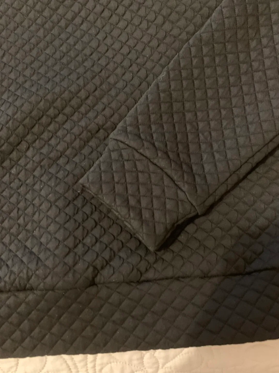 Black Quilted Pullover - Size medium image indicator(3)