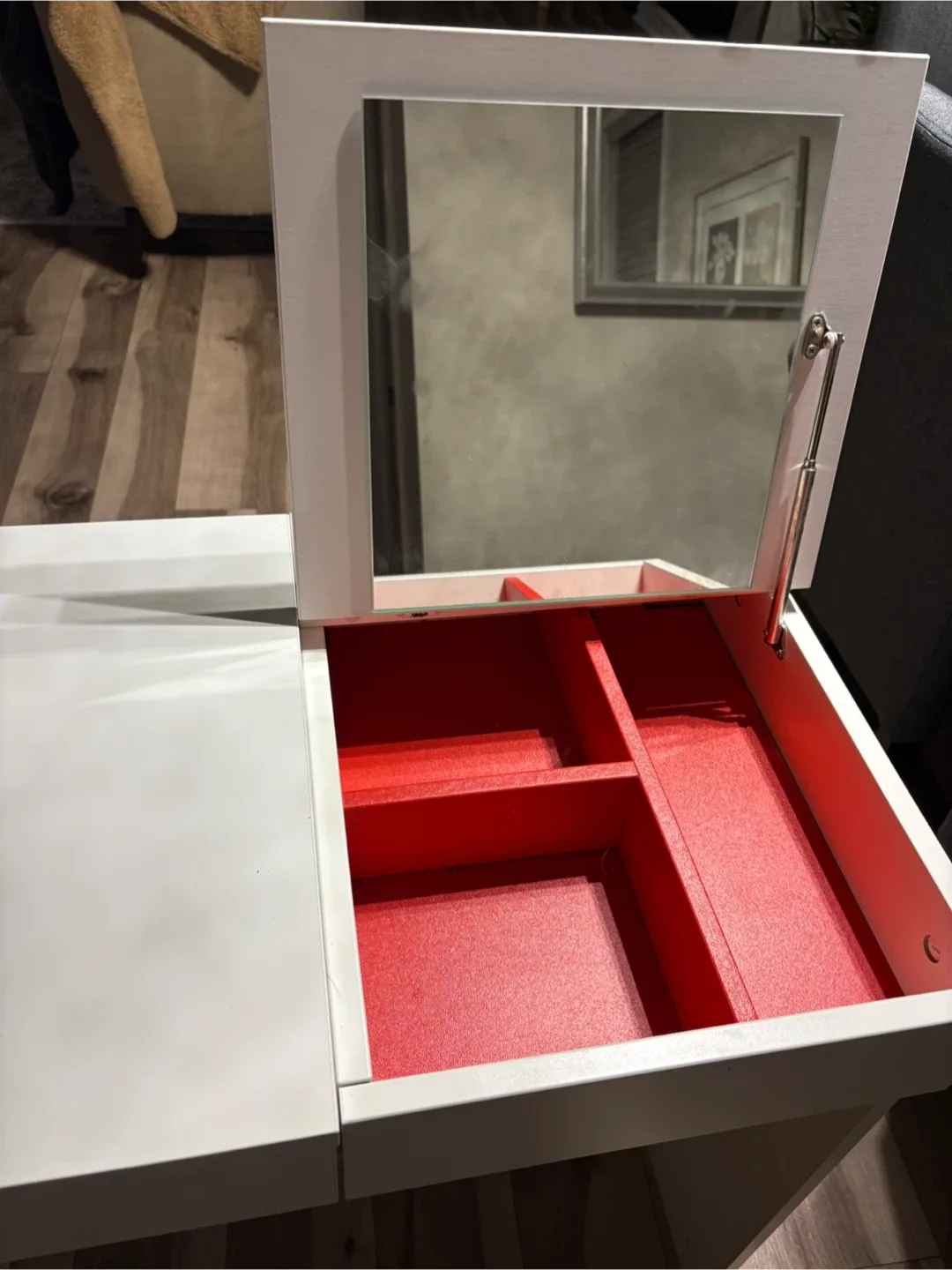 IKEA-Makeup Dresser with Mirror image indicator(3)