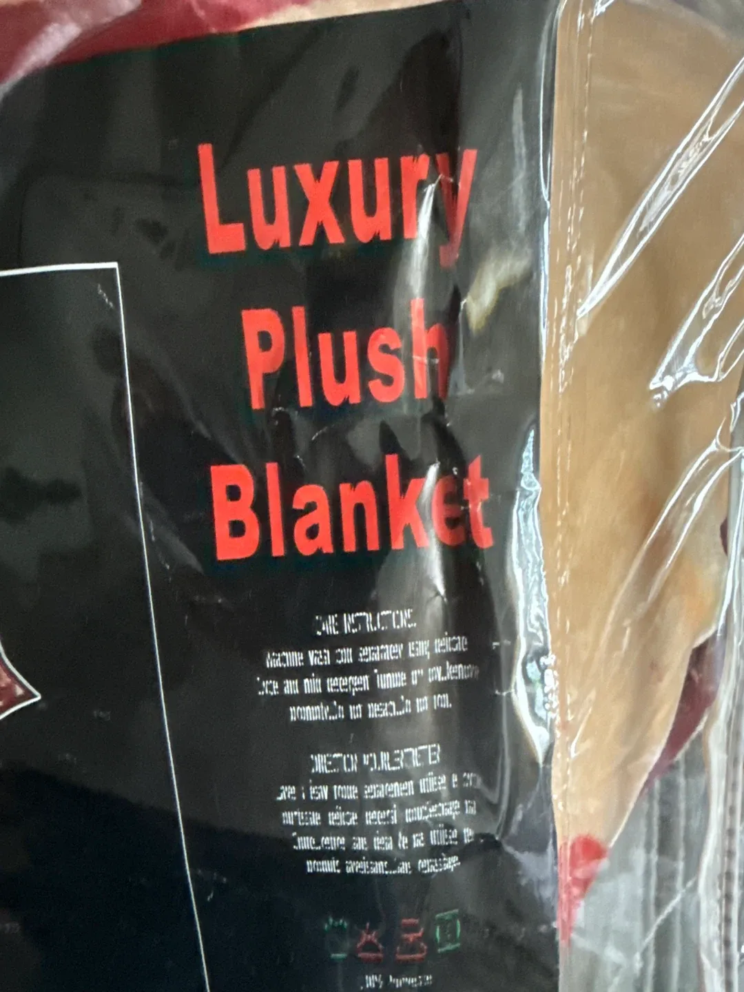 Luxury Plush Blanket image indicator(2)