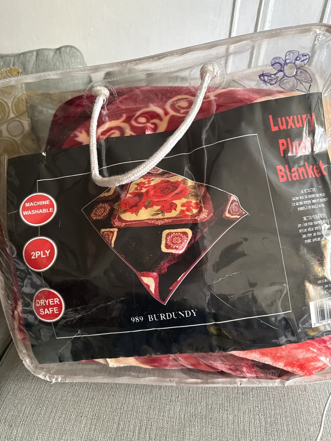 Luxury Plush Blanket thumbnail