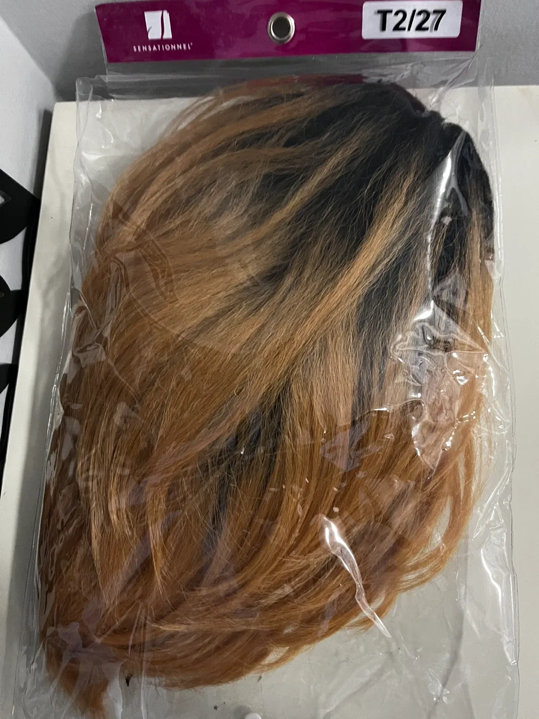 NEW-Yellow/Blonde wig