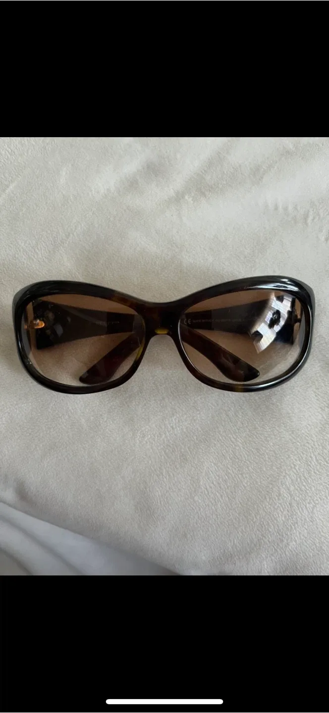 Vintage Gucci Sunglasses image indicator(2)