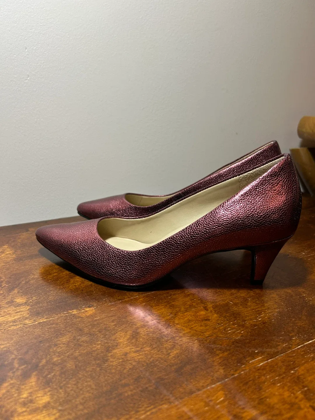 Naturalizer Beverly Metallic Heels, Size 6 image indicator(3)