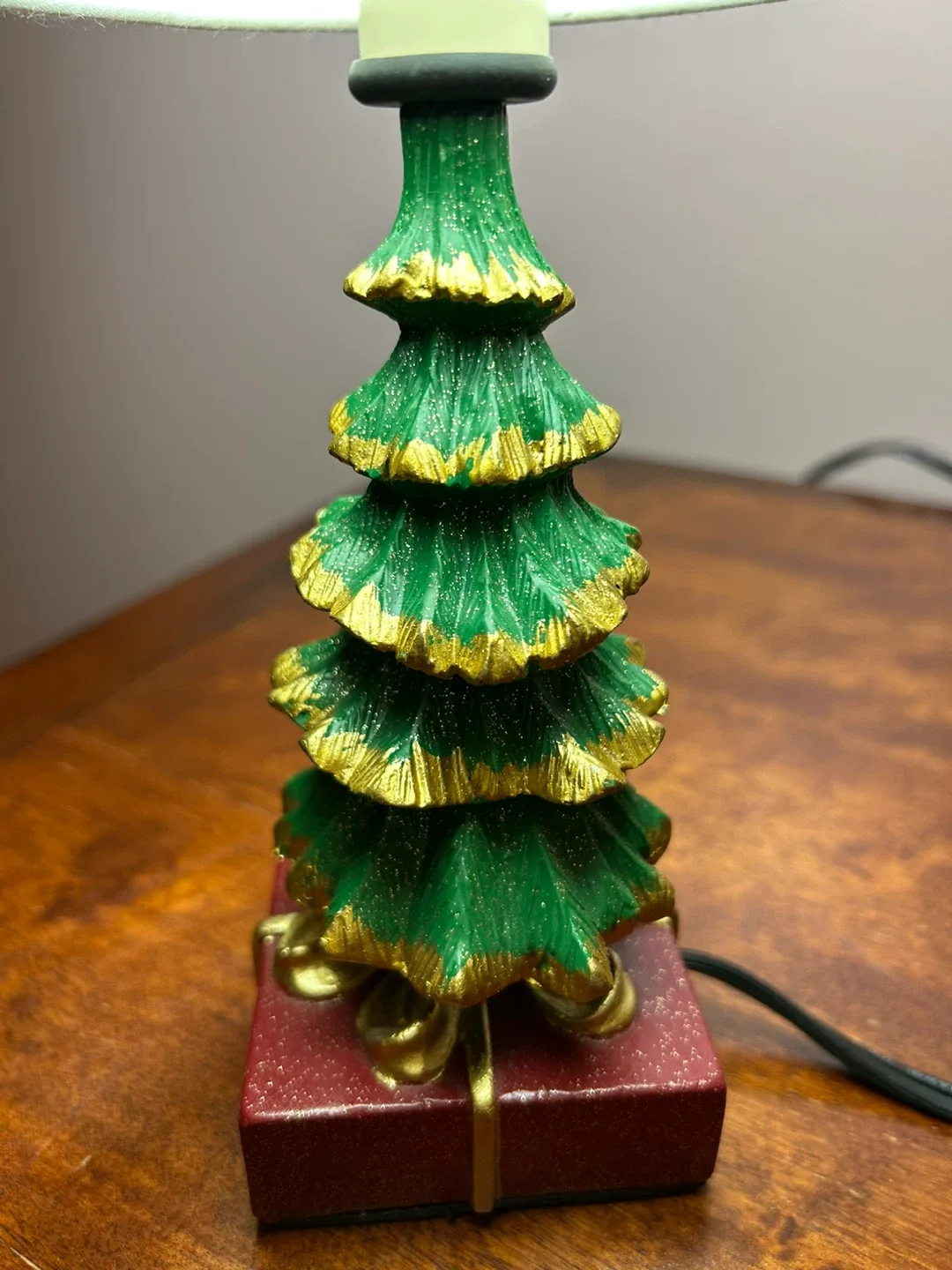 Christmas Tree Accent Lamp image indicator(3)