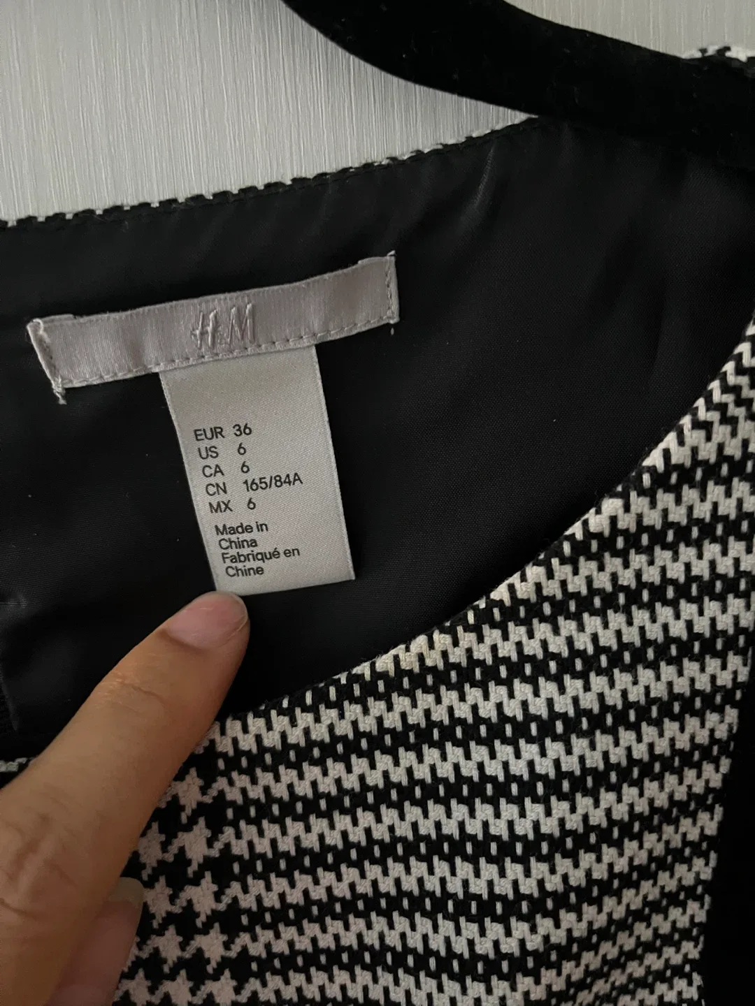 H&M Black & White Plaid Dress - Size 6 image indicator(2)