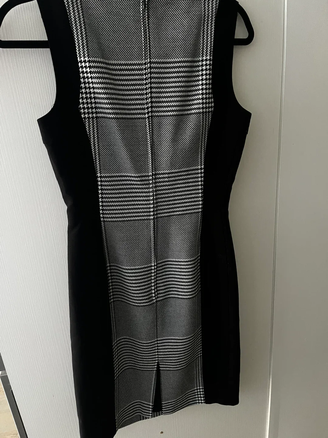 H&M Black & White Plaid Dress - Size 6 image indicator(3)
