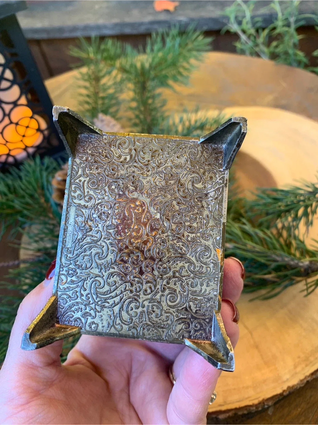 Vintage Victorian Trinket Box with Portrait image indicator(5)