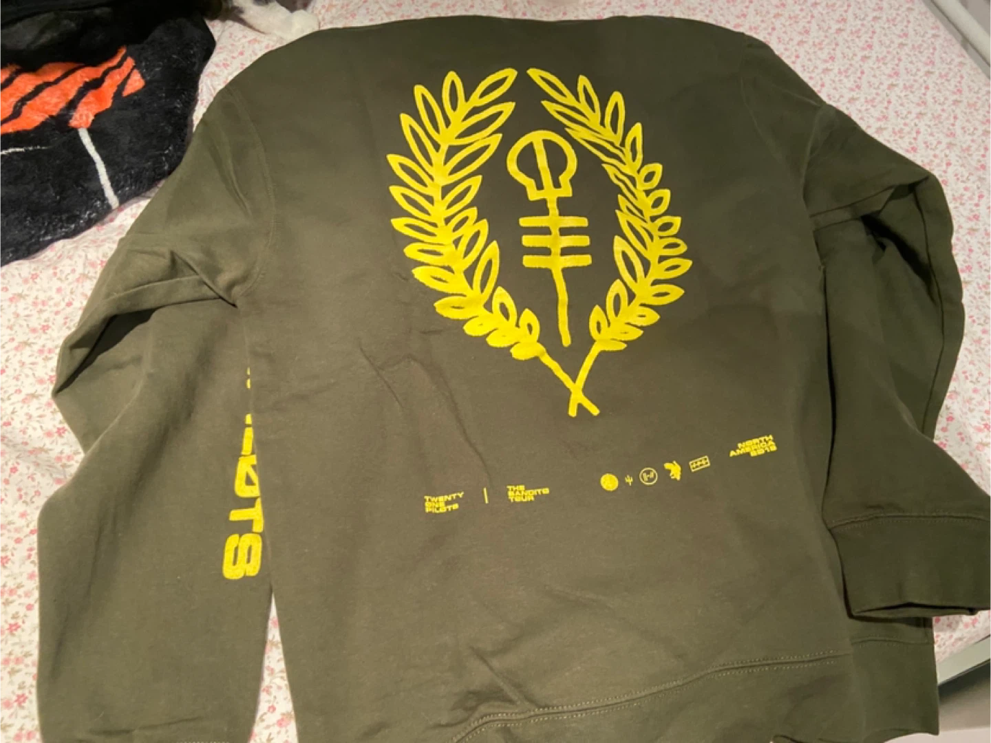 Twenty One Pilots Hoodie - photo 2