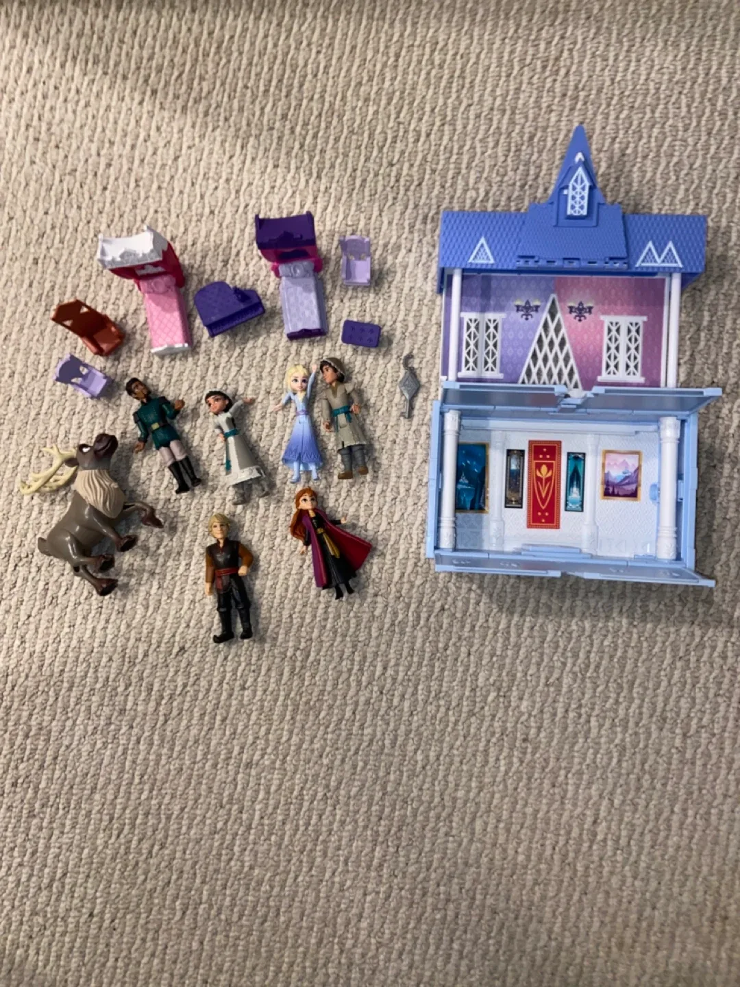 Frozen Arendelle Castle Playset with Figures