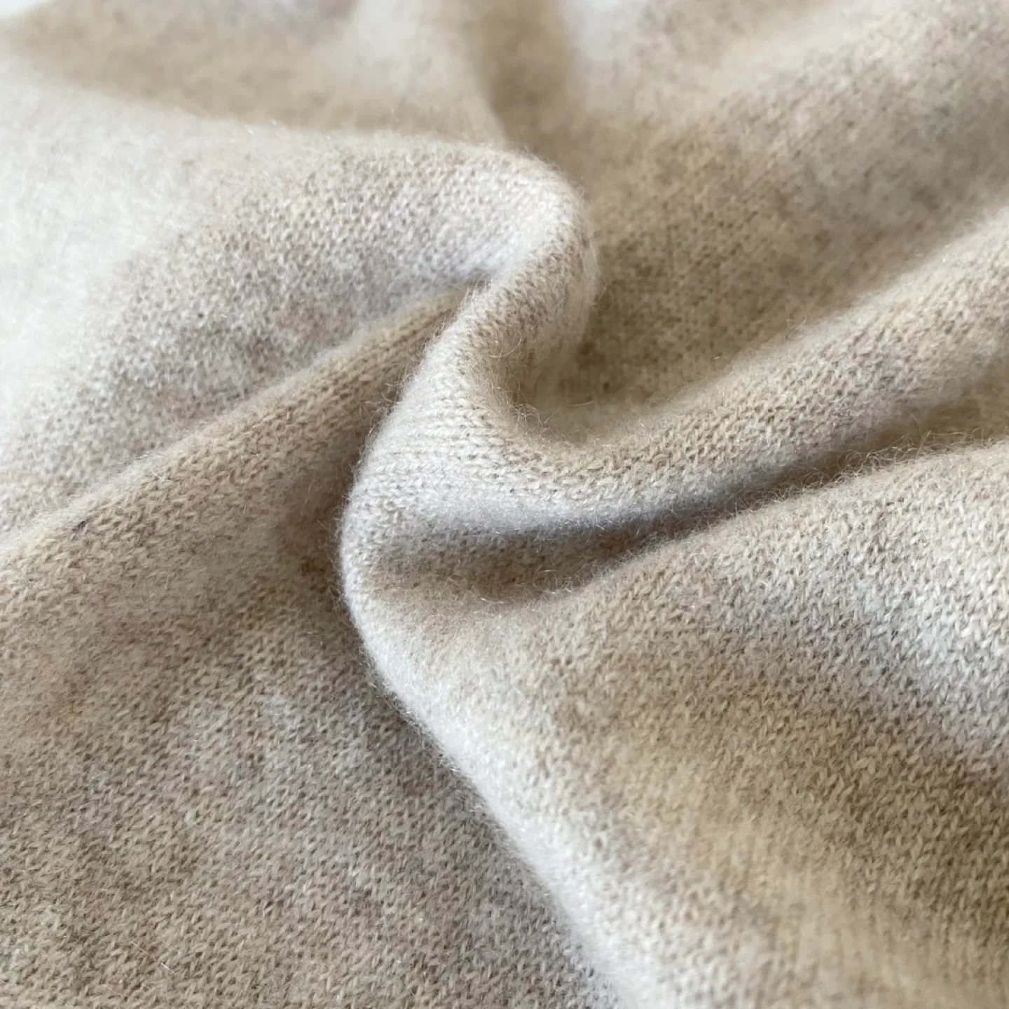 H&M Premium 100% Cashmere Cropped Pants image indicator(3)