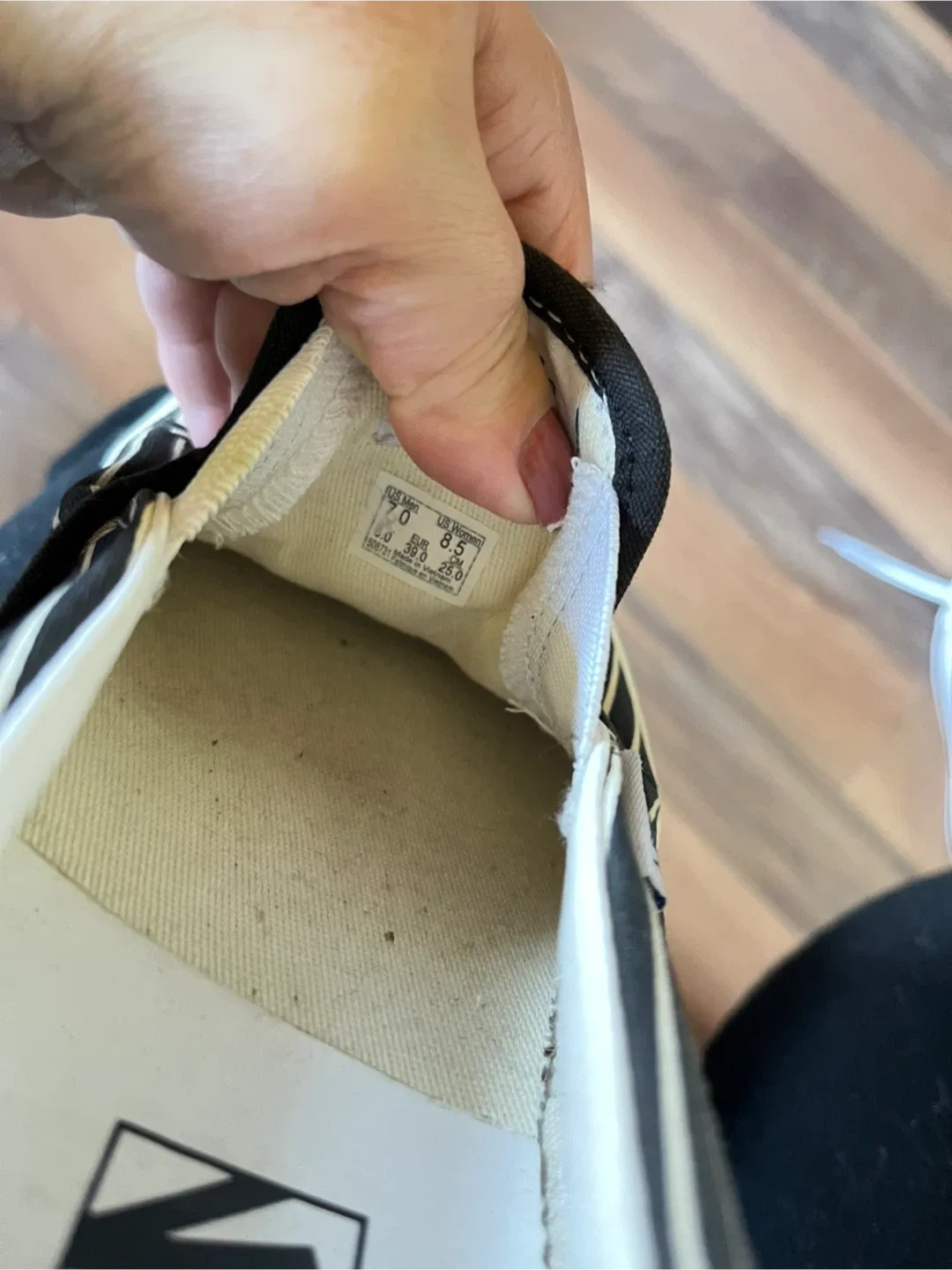 Vans Style 98 Slip-On Shoes - Size 7 image indicator(6)