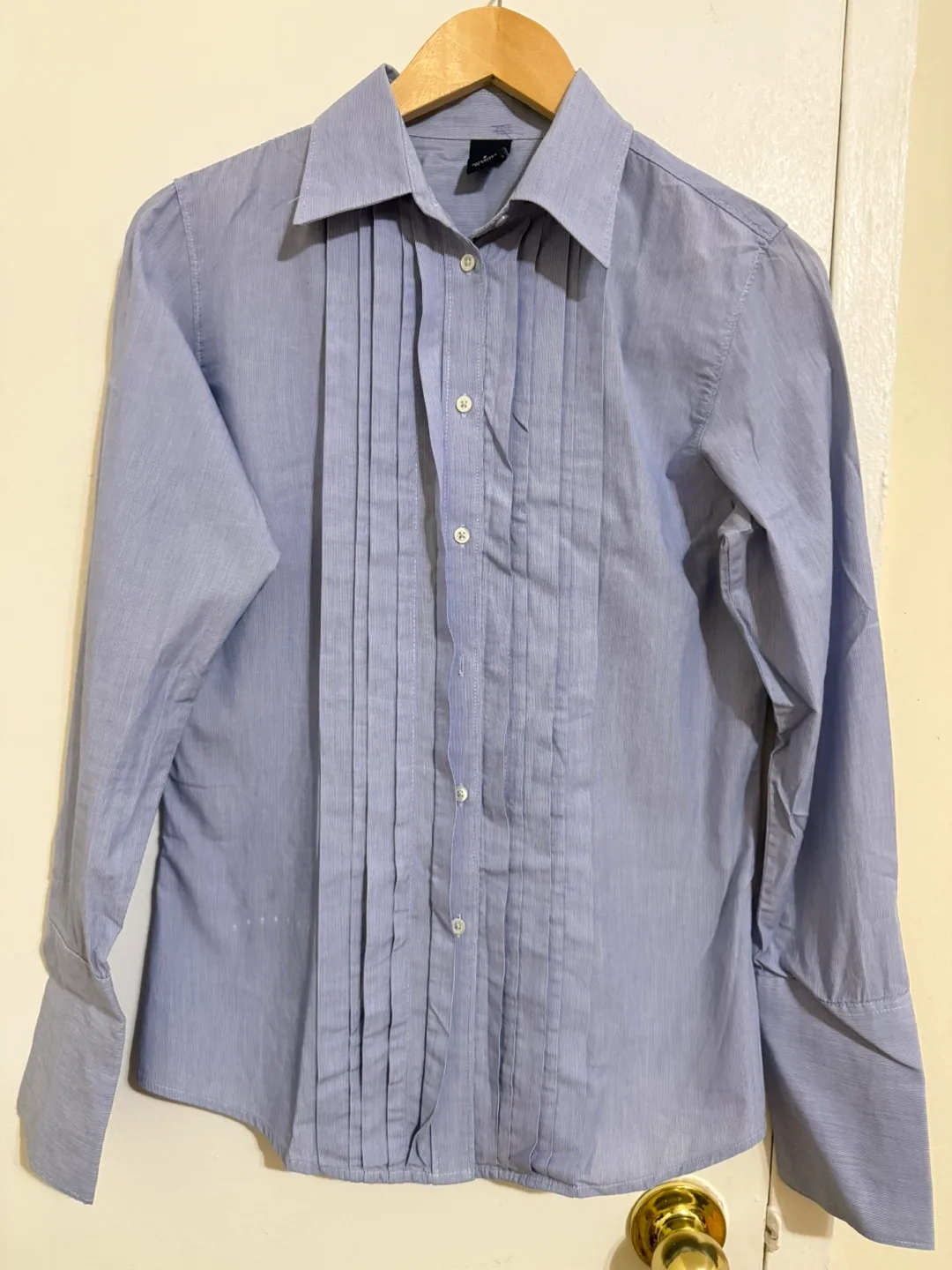 Gap long sleeve shirt